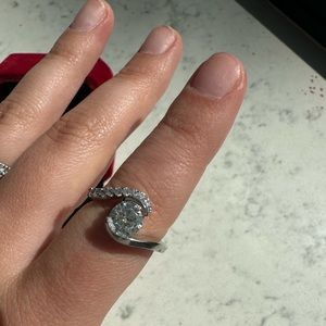 Moissanite anniversary or engagement wedding ring